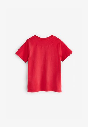 Czerwona bawełniana koszulka z krótkim rękawem, okrągłym dekoltem i prostym wzorem. Gładka tekstura, bez widocznych grafik czy ozdób.