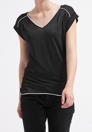 T-shirt basic