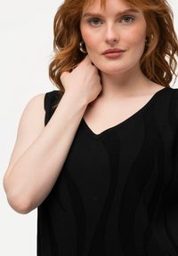 Ulla Popken Top - black