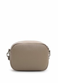 Beige Leder Umhängetasche in rechteckiger Form, mit strukturiertem Oberflächen, Reißverschluss und silbernen Hardware-Akzenten.