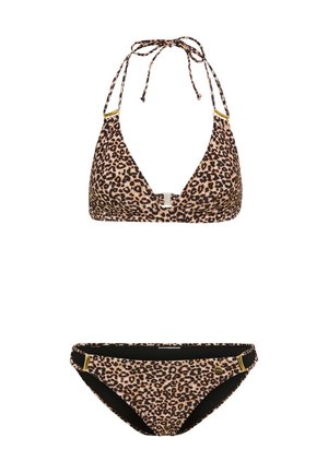 Σετ μπικίνι με λεοπάρ σχέδιο, που περιλαμβάνει τοπ με τριγωνικό σχήμα, δεσίματα στον λαιμό και μεταλλικές λεπτομέρειες, συνοδευόμενο από κάτω μέρος με το ίδιο σχέδιο και μαύρη επένδυση.