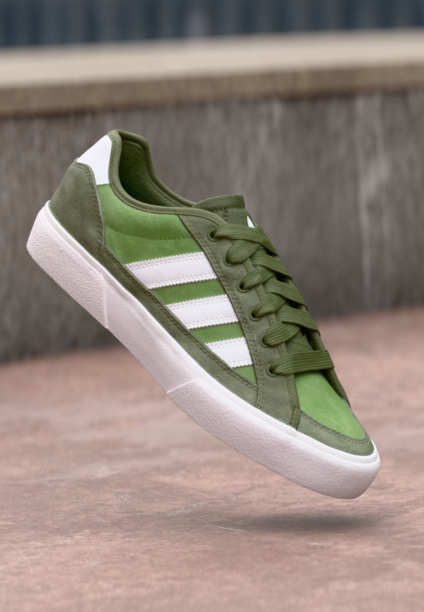 Adidas Skateboarding COURT TNS PREMIERE UNISEX - Skate shoes - footwear  white/green - Zalando.ie