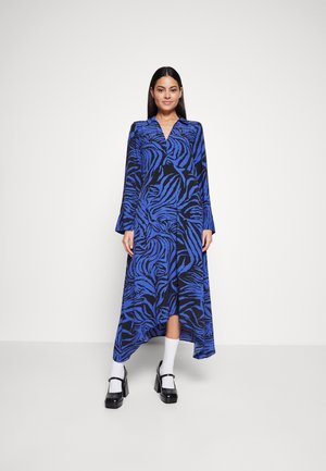 Monki Robe longue - zebzebra.blue