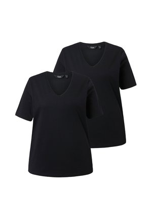 Czarne koszulki v-neck, krótkie rękawy, wykonane z miękkiej bawełny. Posiadają prosty design bez wzorów czy ozdób. W zestawie dwie sztuki.