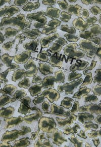 smALLSAINTS REGULAR FIT - UNDERGROUND OPEN COLLAR PRINTED SHORT SLEEVE - Pluus - green camo