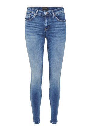 MID RISE VMLUX - Pieguloša piegriezuma džinsi - medium blue denim