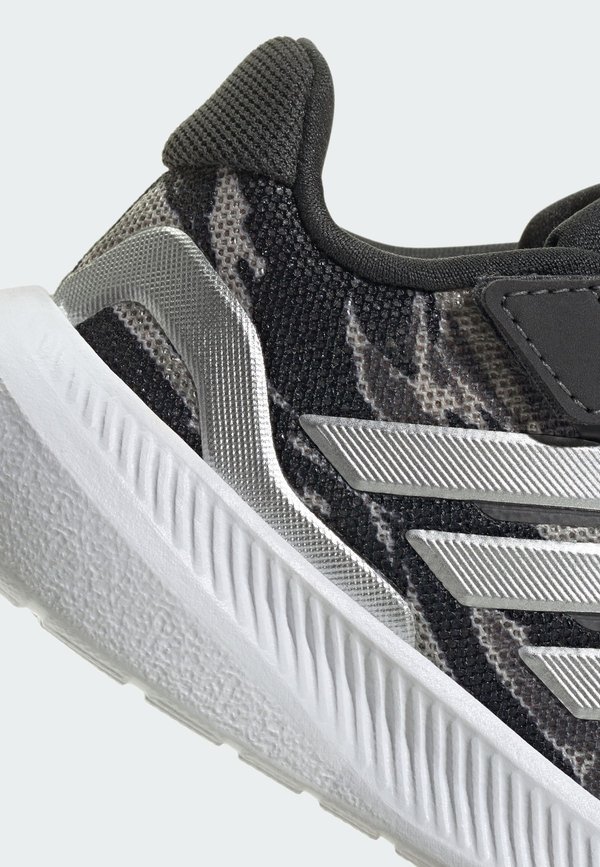 FALCON 5 KIDS – Lauflernschuh – silver pebble   silver metallic   carbon