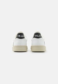 Veja V-10 - Tenisky - white/black