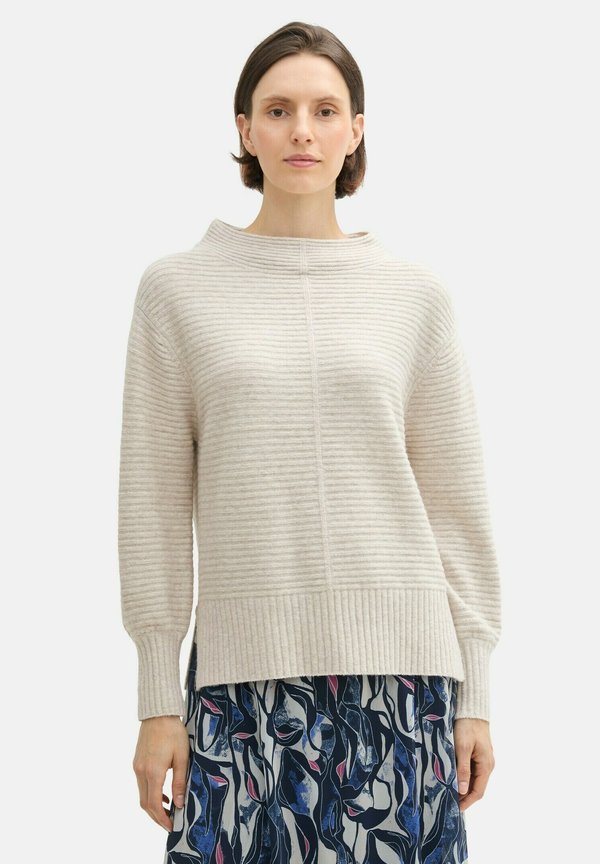 MIT STEHKRAGEN - Strickpullover - dusty beige melange