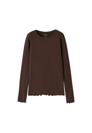 Chemise en maille côtelée marron à manches longues avec encolure ronde et bords festonnés aux manches et en bas.