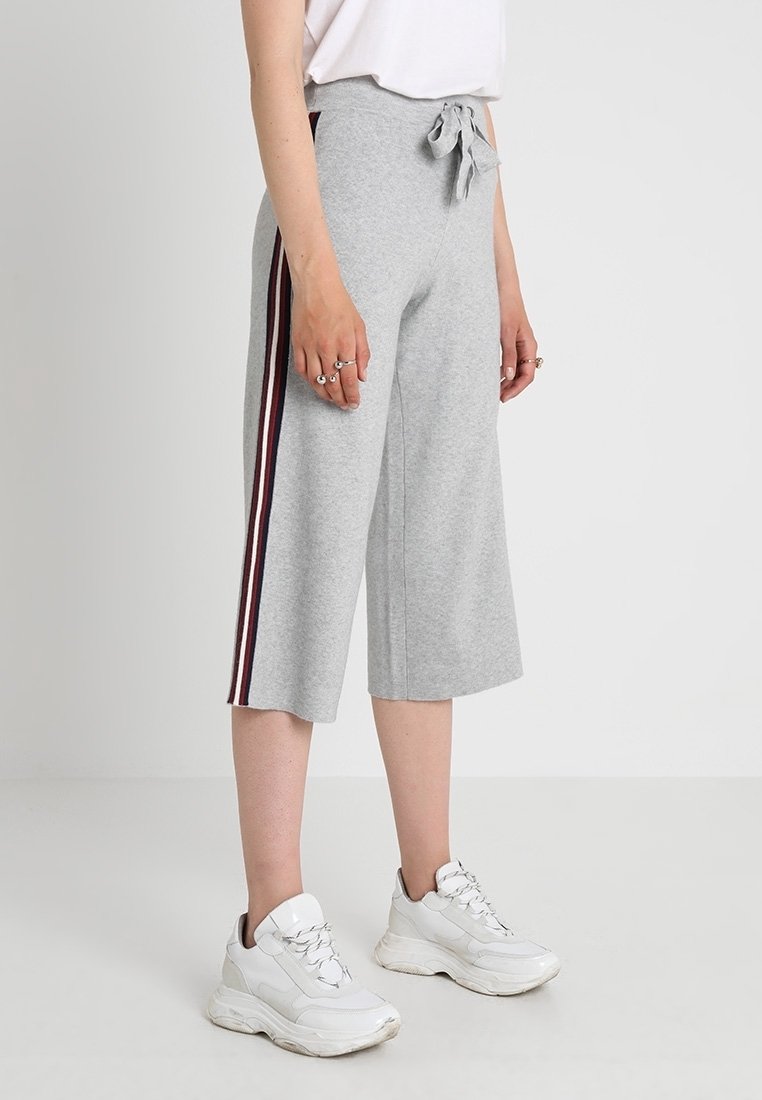 Noisy May Šortky - mottled light grey