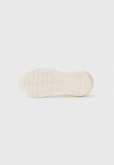 Emporio Armani Tenisice - off white
