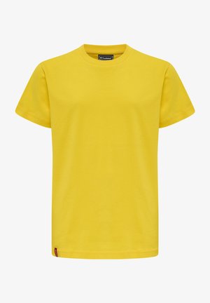 Geel, kortuitgestreken t-shirt van katoen. Beschikt over een ronde hals en een klein logolabel aan de zoom. Soepele textuur, casual pasvorm.