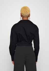 Gina Tricot Petite DELLA  - Blusa - black