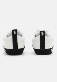 KARL LAGERFELD KIDS BABY SLIPPERS UNISEX - Spedbarnsko - white