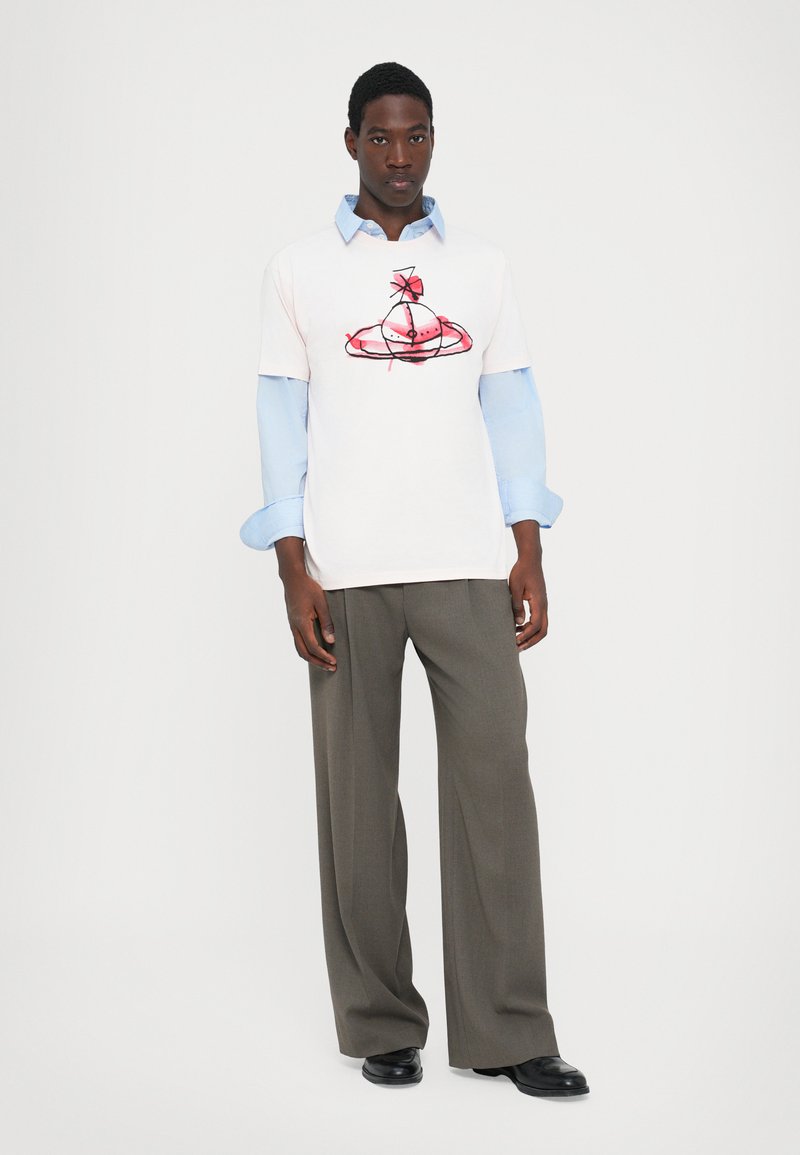 Vivienne Westwood - DRAWN ORB CLASSIC UNISEX - T-Shirt print - blush, Vergrößern