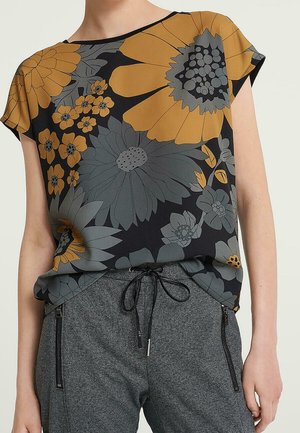 T-shirt z nadrukiem