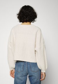 EDITED ETTA CARDIGAN - Casaco de malha - beige