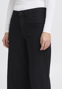 ICHI Jeans a zampa - black