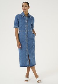 PHEIFFER STRAIGHT - Jeansklänning - medium blue