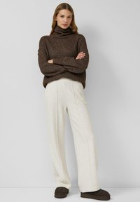 s.Oliver - Spodnie treningowe