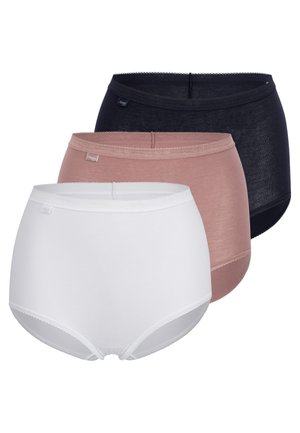 - Panty