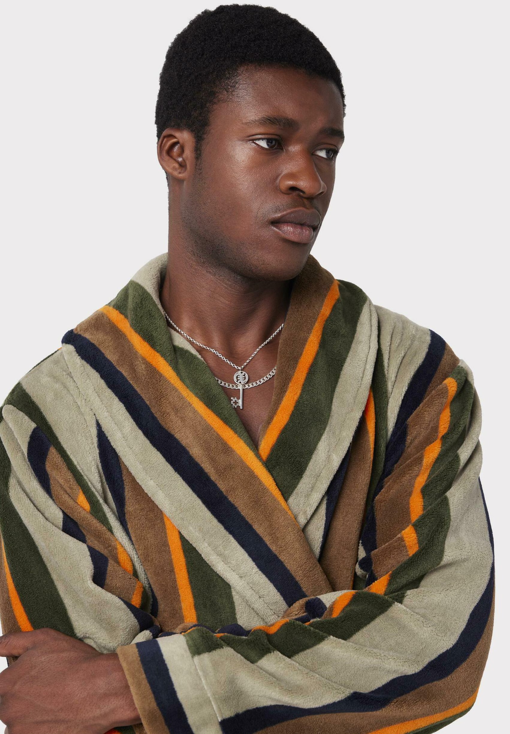Peignoir à Capuche Chelsea FC En Polaire Pour Homme - Doudoune Douce Avec Imprimé Du Club - Cadeau Pour Fan - 4