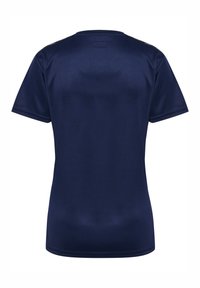 Marinblå t-shirt med korta ärmar, tillverkad av slät, lätt tyg med rund halsringning och en enkel, ren design. Inga synliga logotyper eller mönster.