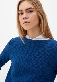 s.Oliver MIT MUSTERSTRUKTUR - Sweatshirt - ozeanblau