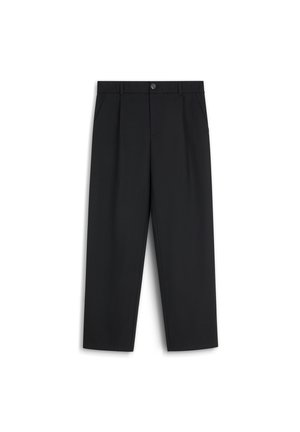 Czarne spodnie o prostym kroju nogawek, wykonane z gładkiej tkaniny. Posiadają zapięcie na guzik, przednie zakładki i boczne kieszenie.