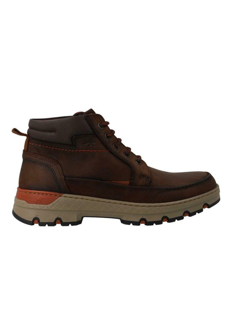 Botas de tobillo de cuero marrón con un upper texturizado, suela de goma y acentos naranjas en contraste, que cuentan con un diseño de cordones y una pestaña de tirón.
