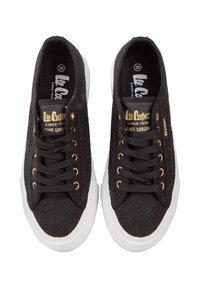 Lee Cooper Baskets basses - black