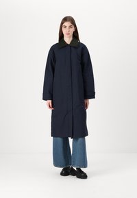 Object OBJPHOEBE COAT 2 IN 1 - Trench - sky captain