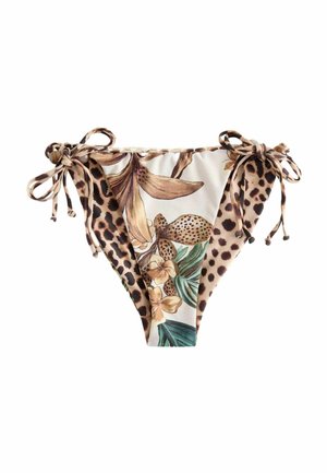 Spodný diel bikín so zaväzovaním na bokoch, s kombinovaným vzorom leopardích škvŕn a tropických kvetinových motívov v odtieňoch hnedej, béžovej a zelenej.