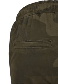 Urban Classics LADIES CAMO PANTS - Nohavice - olive camo