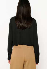 LolaLiza WITH RHINESTONES - Camicia - black