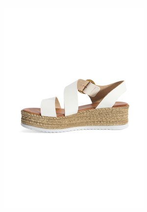 Platform sandals - white
