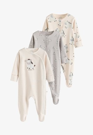 Tres pijamas de bebé de manga larga con pies, con estampados de cebras y uno con tela a rayas y un parche de cebra etiquetado con "little one."
