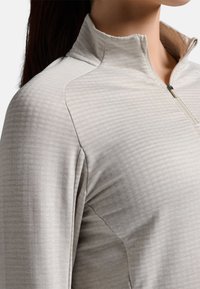 2XU IGNITION 1/4 ZIP - Langærmet T-shirt - moon white reflective