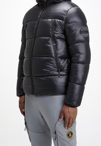 Alessandro Zavetti Giacca invernale - black
