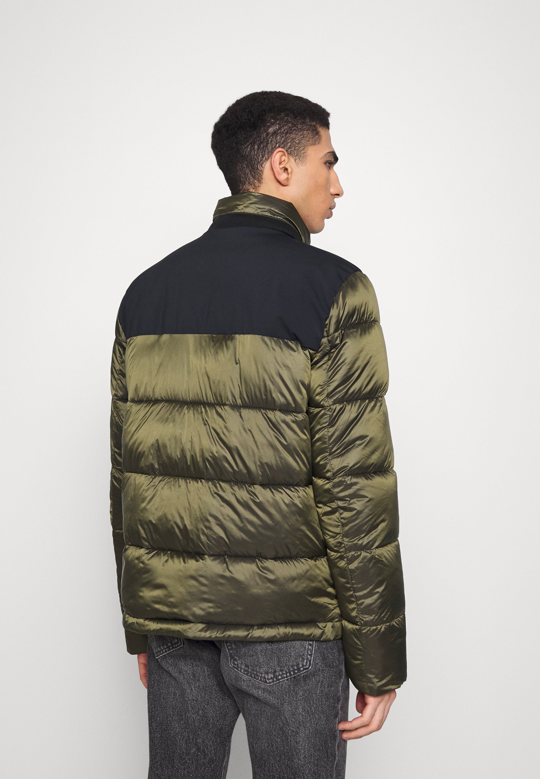 National Geographic PUFFER JACKET - Winter jacket - moss/olive - Zalando.de