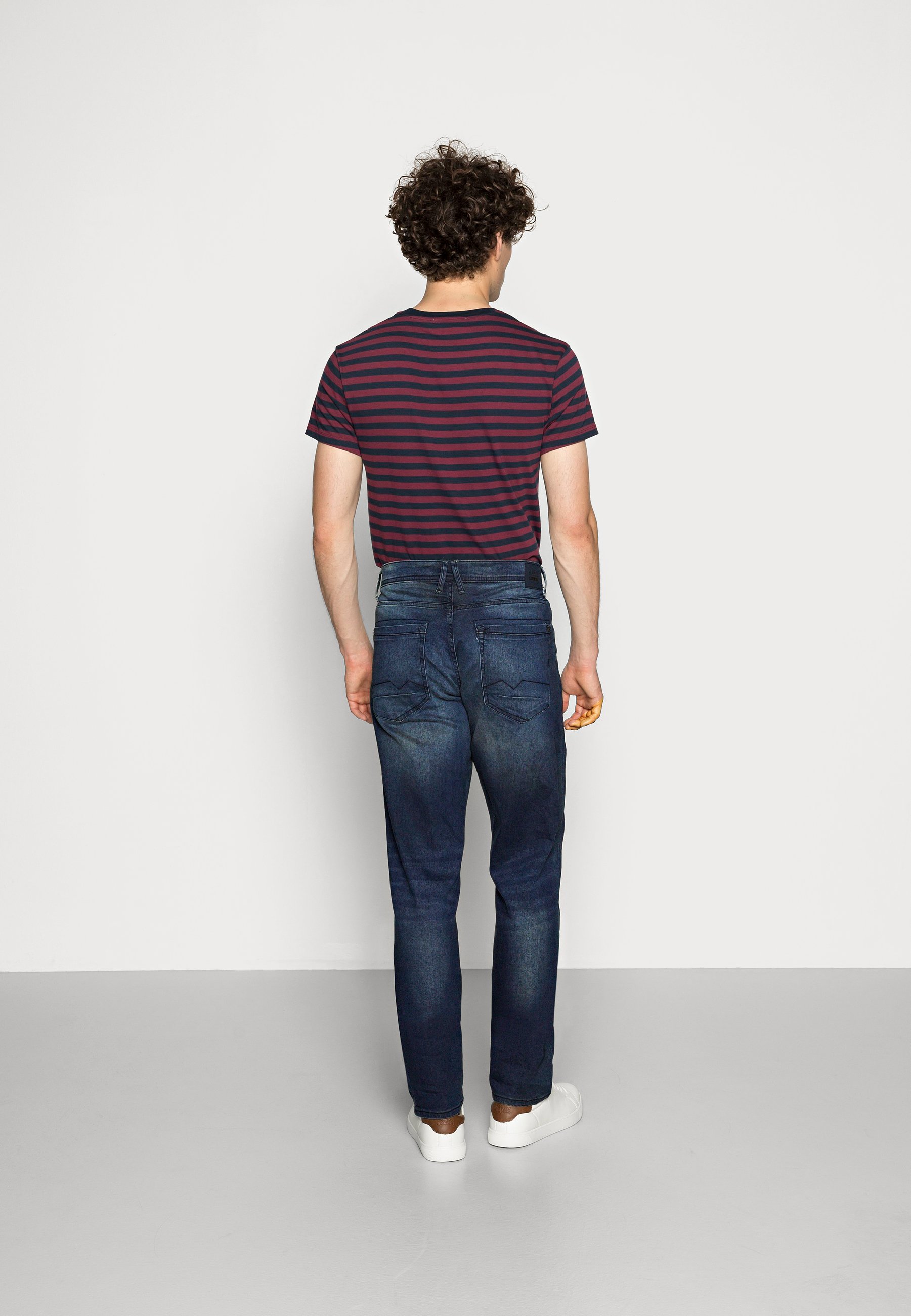 Uomo Jeans a sigaretta Uomo Jeans a sigaretta