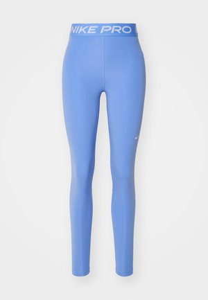 Leggings Nike Pro, de color azul claro sólido, con cinturilla elástica que presenta el texto en blanco "NIKE PRO", textura suave y diseño ajustado.