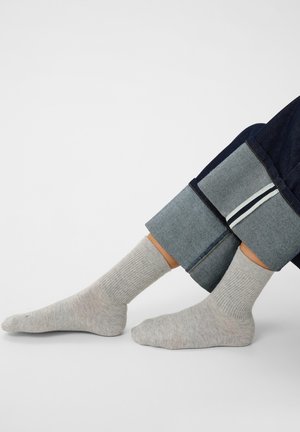 Saint Tropez, TENNASZ SOCKS 3 PACK - Chaussettes - brown grey black box