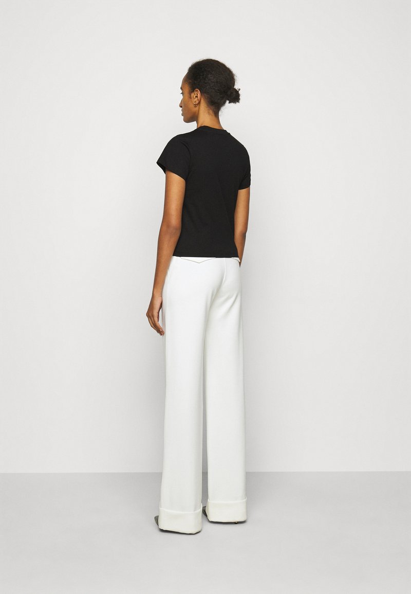 Damen Bekleidung | Victoria Beckham SLIM FIT LOGO T-Shirt print black/schwarz - AL30661 Damen Bekleidung | Victoria Beckham SLIM FIT LOGO T-Shirt print black/schwarz - AL30661