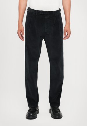 BERGEN TAPERED - Bukser - black