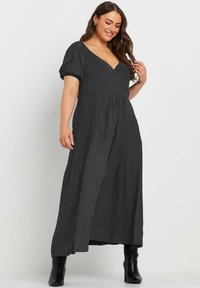 Yours Clothing Maksimekko - black