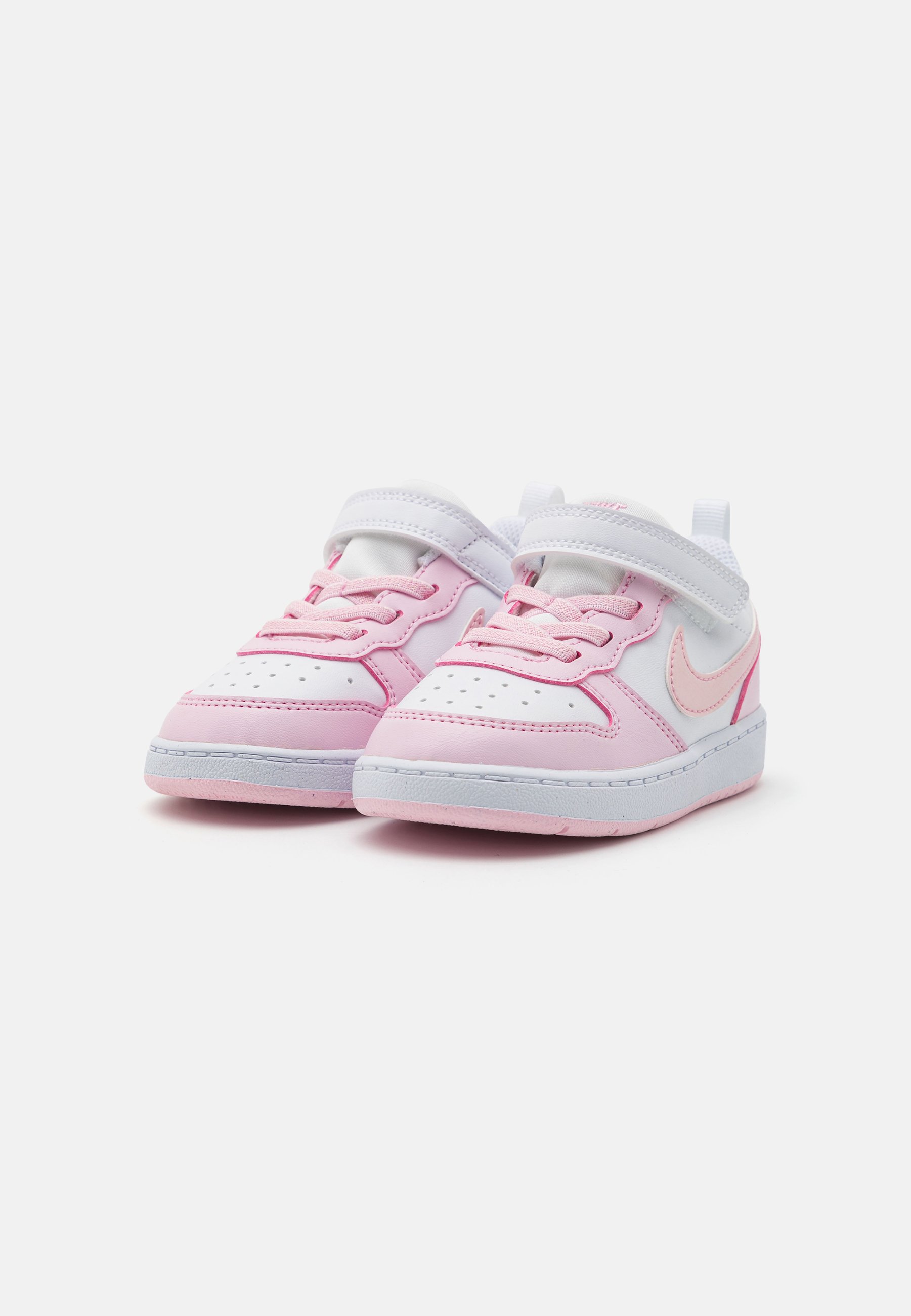 nike court borough rozowe