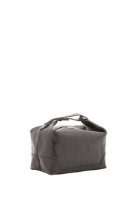 Zwarte leren tas met een rechthoekige vorm, korte handvatten en een ritssluiting. Kenmerkt zichtbare stiksels en een gladde textuur.