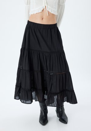 A CUT  - Maxinederdele - black